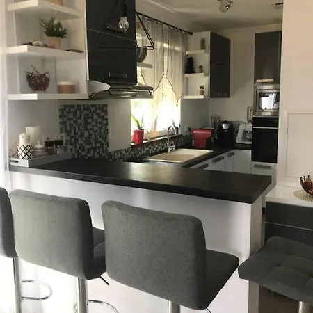 Maison Cosy Climatisée Avec Piscine Et Jardin Calenzana