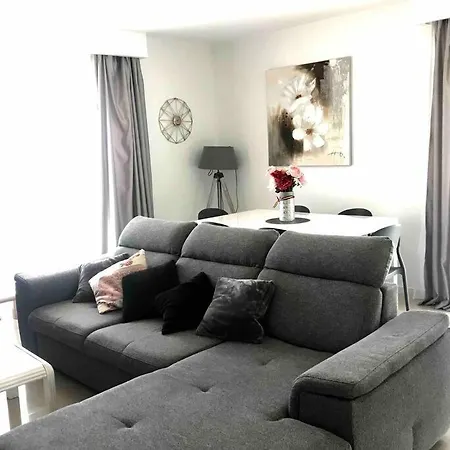 Villa Maison Cosy Climatisée Avec Piscine Et Jardin *